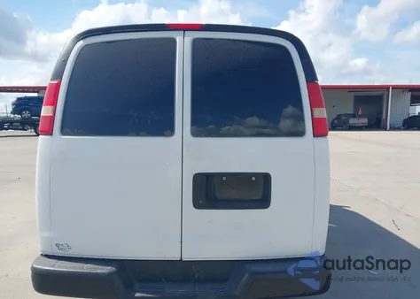 2013 Chevrolet Express 3500 Work Van из США, поврежденный, VIN 1GCZGTCA3D1181653